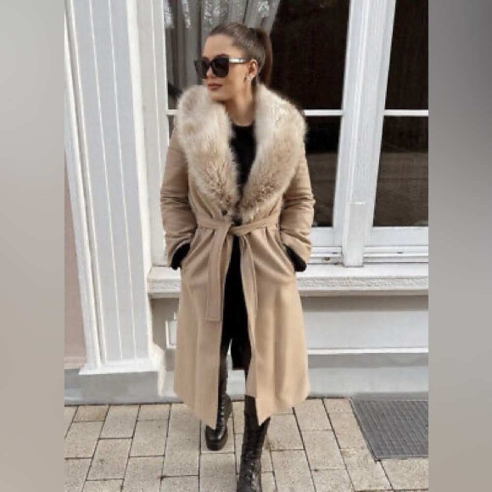 Zara Lapel collar coat with removable faux fir bloggers favorite - Picture 2 of 12